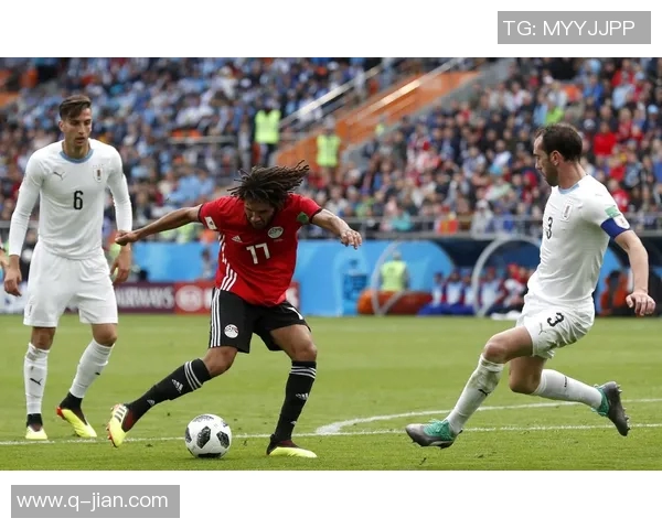 埃及与乌拉圭足球实力对比分析及历史交锋回顾